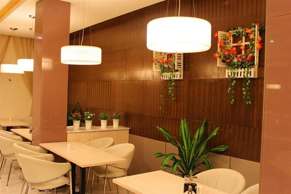 Jingjiang Inn Shanghai Jiading Chengzhong Road Zewnętrze zdjęcie